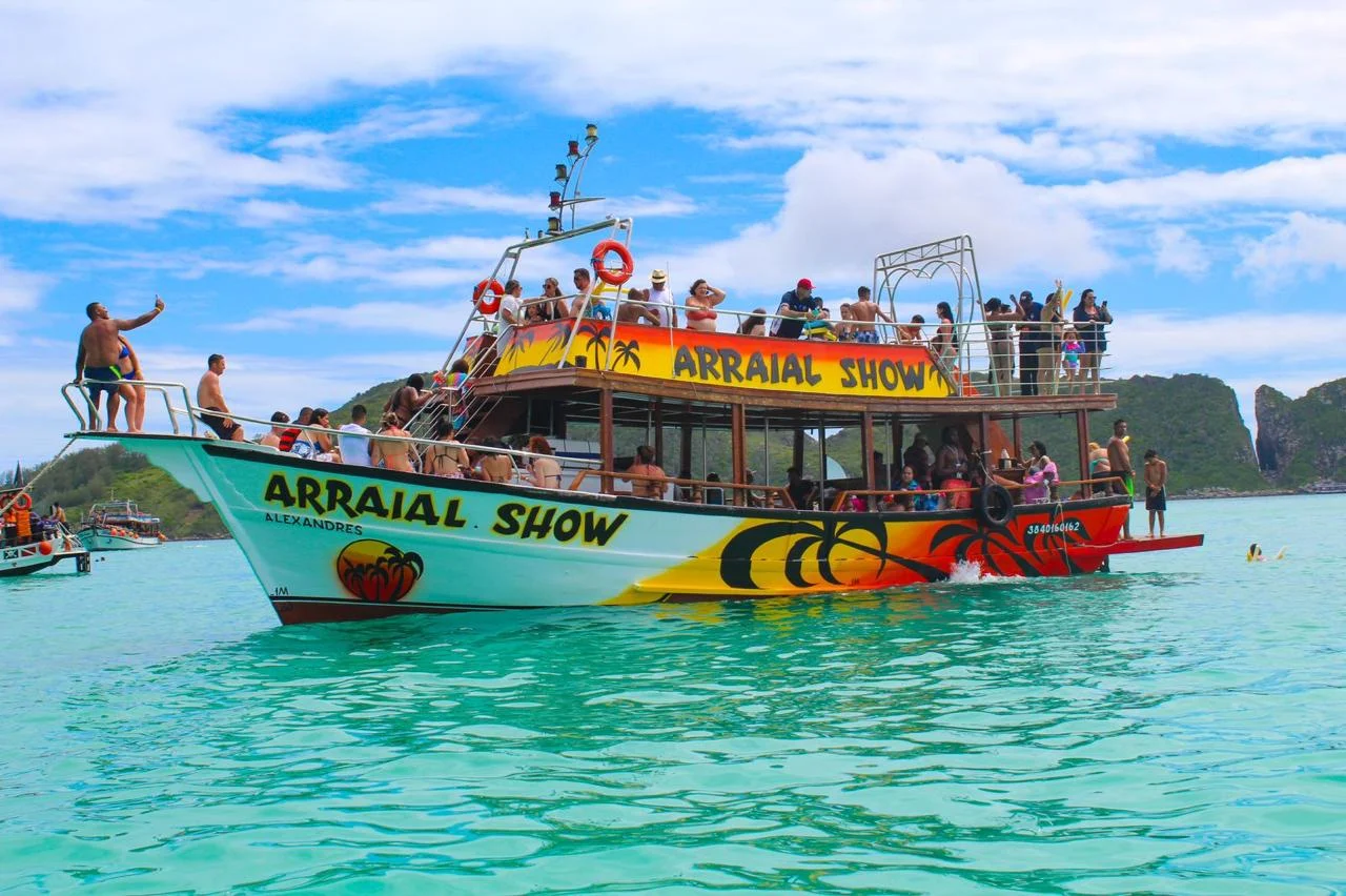 Tour en barco en Arraial do Cabo, playas de aguas cristalinas y arena blanca en Río de Janeiro